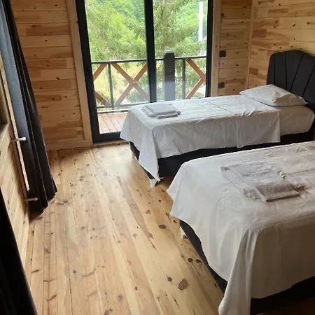 木屋 Mec Konaklama 特拉布宗